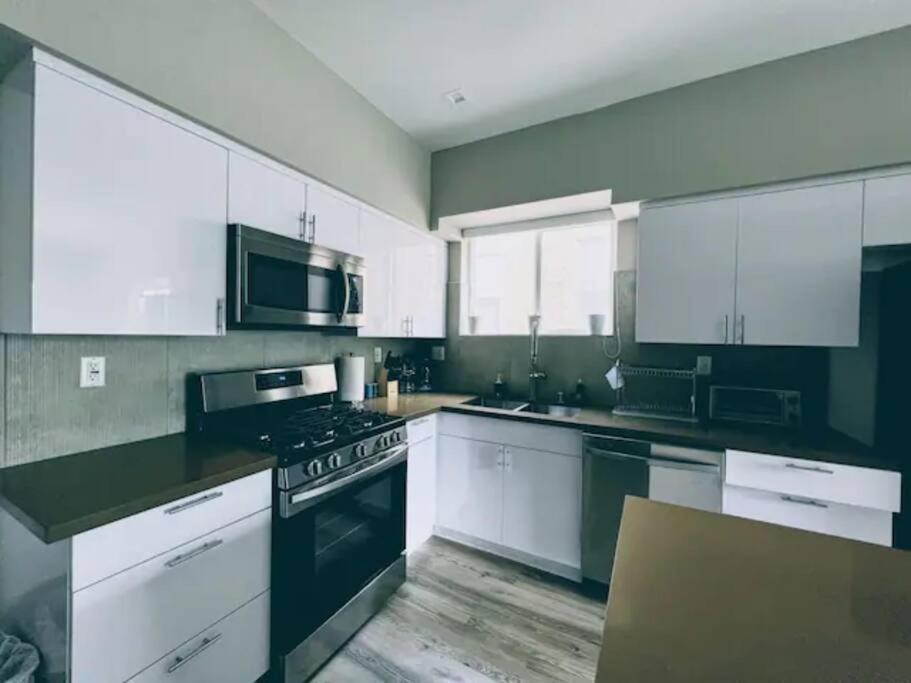 Вилла 4Br Townhouse In Mid City -Cr1 Лос-Анджелес Экстерьер фото